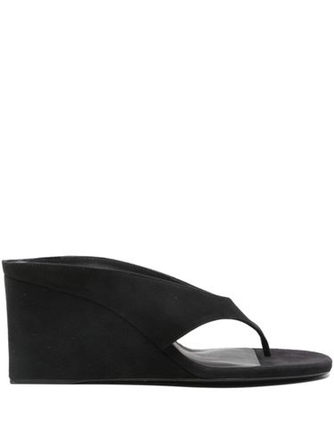 Alaïa Leather Thong Sandals - Alaïa - Modalova