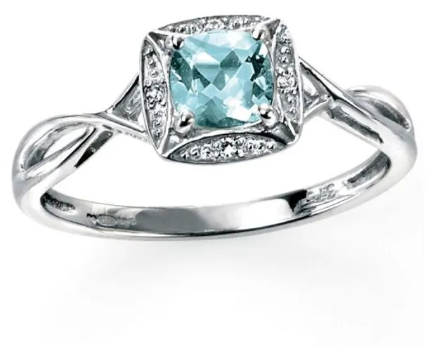 GR327T W/g Diamond Aqua Twist Ring Size O Jewellery - Elements Gold - Modalova