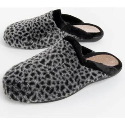 Women's Slippers in - Northome - Modalova
